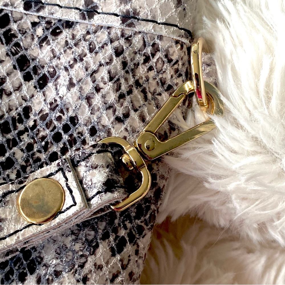 Laura Dimaggio Gray python pattern leather clutch/ wristlet - Picture 8 of 11